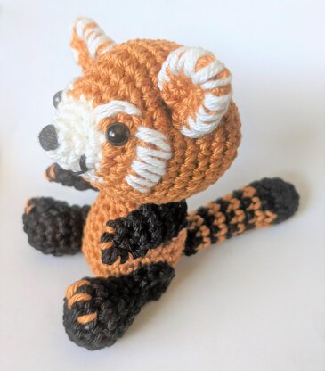 Red Panda Amigurumi