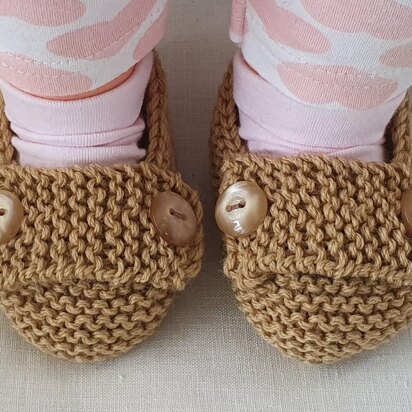 Nadia - Baby shoes with buttoned strap