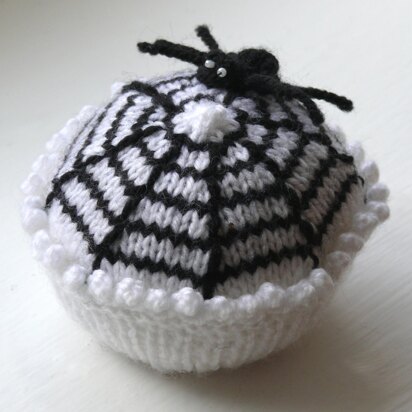 Spider Cupcake - knitting pattern