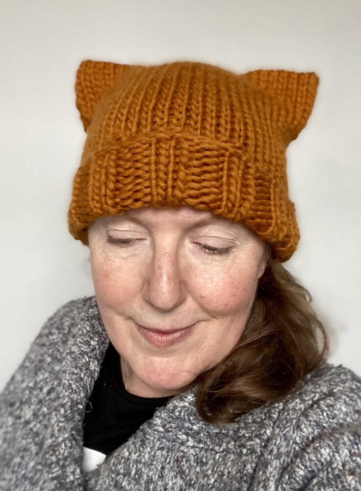 Cat hat Knitting pattern by Natasha Wildy | LoveCrafts