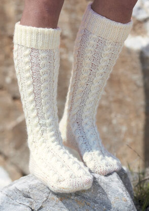 Adult Socks in Sirdar Wool Rich Aran - 7181 - Downloadable PDF