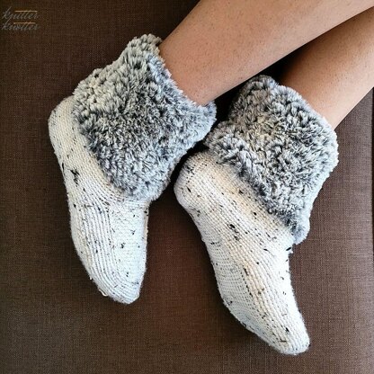 Shweta Tunisian Slipper Boots