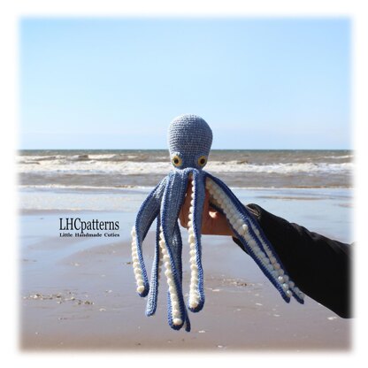 Arthur the Octopus / Squid Crochet Pattern