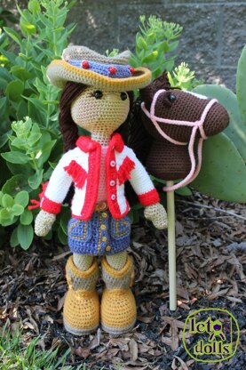 Crochet doll pattern, Amigurumi doll pattern, Medium doll, 18"/46cm,Gilda