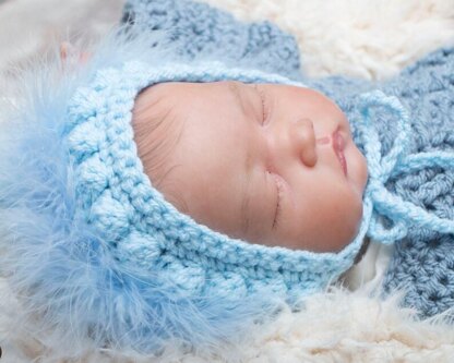 Newborn Aran bobble stitch Bonnet