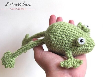 Amigurumi Frog