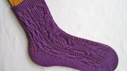 Salisbury Cabled Socks