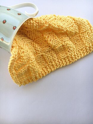 Beginner Knitted Dishcloth Pattern in Basket Weave Stitch