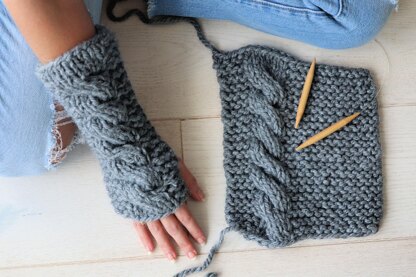 Super Chunky Cable Knit Set