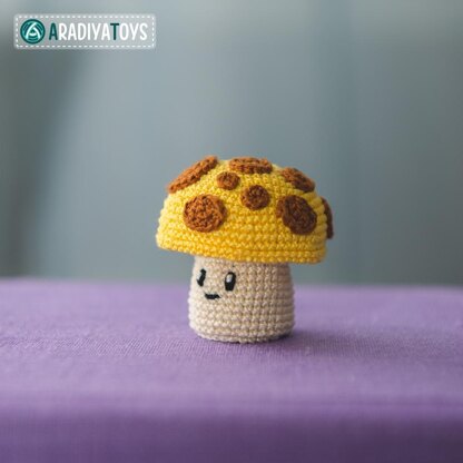 Sun-shroom from "Plants vs. Zombies" by AradiyaToys