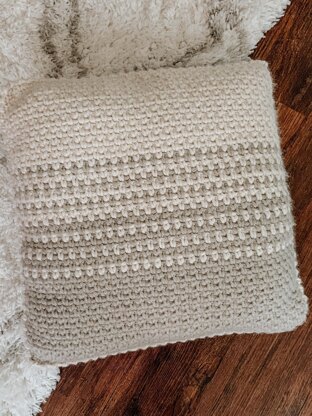 Farmhouse Chic Throw Pillow