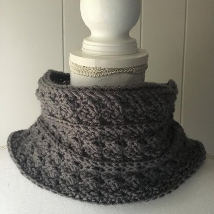 Rugged Slopes Cowl