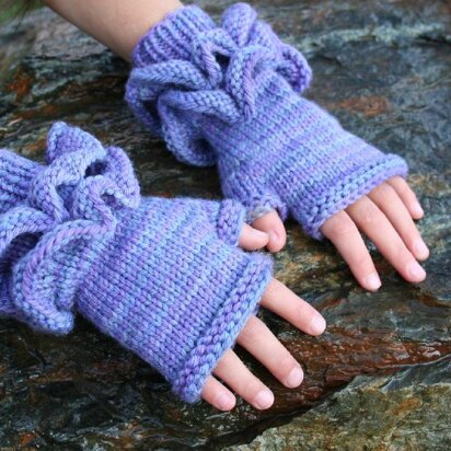 All Frills Fingerless Mitts