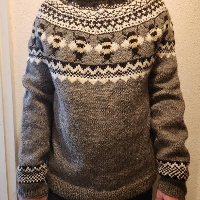 Aran Bee Jumper