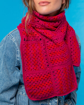 Giddy Granny Stitch Scarf - Free Crochet Pattern for Women in Paintbox Yarns Wool Blend DK by Paintbox Yarns