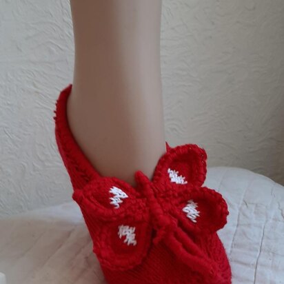 "Valentine"  Bed Slippers - knitting pattern