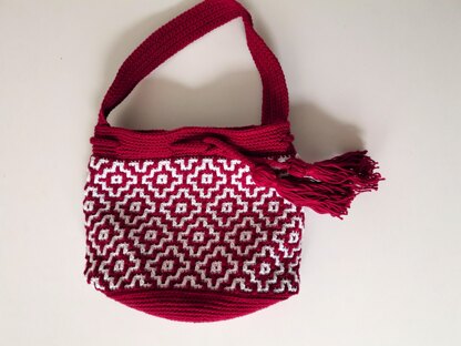 Mosaic bag in red and white