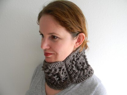 Asha cowl