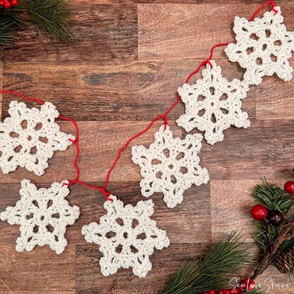 Snowflake Snowflake – Ornament & Garland
