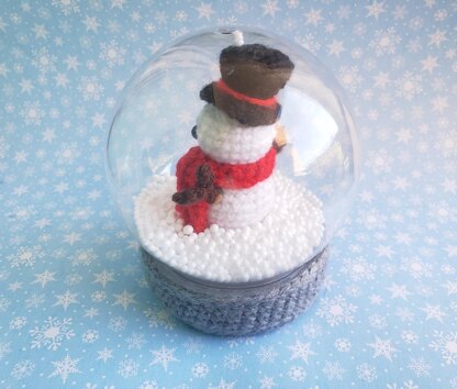 Snowglobe Amigurumi