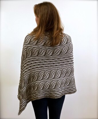 Yin & Yang Brioche Poncho