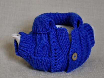 The Blue Tea Cosy knitted Pattern