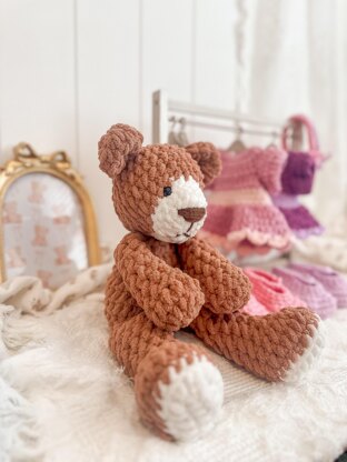 Scarlett the Bear