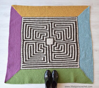 Roman Labyrinth Rug