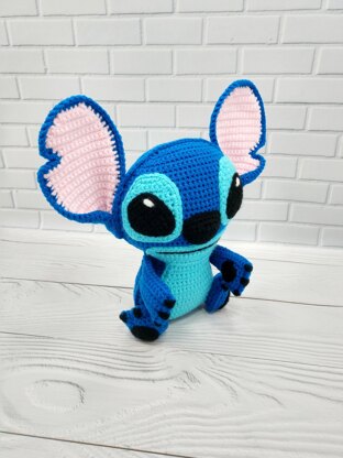 How to make a Stitch plush from felt  Lilo and stitch doll, Cute stitch,  Felting tutorials