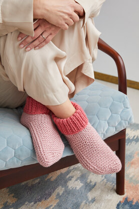 Cosy Slipper Socks - Knitting Pattern For Women in Debbie Bliss Cashmerino  Chunky by Debbie Bliss