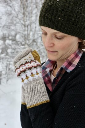 Blossom of Snow Mittens