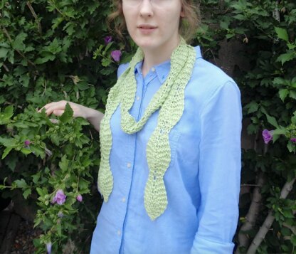 Scallop Leaf Scarf