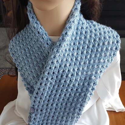 Nina - lace stitch buttoned neck scarf