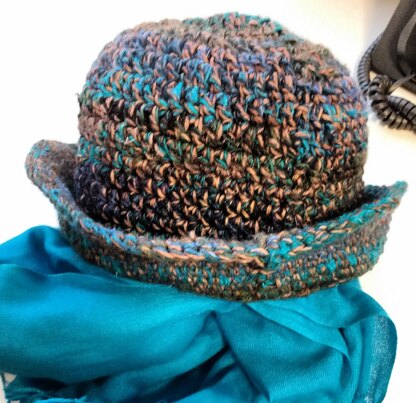 Twenties-style Crochet Hat
