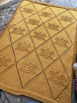 Diamond Bee Blanket