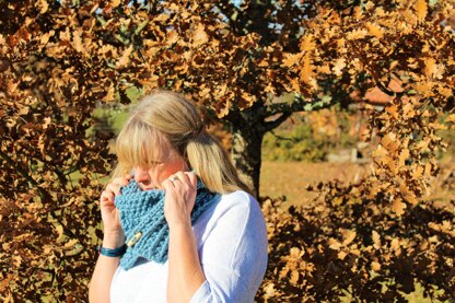Winter Blues Double wrap Scarf with Toggle