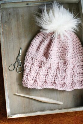 Simple Cable Brimmed Beanie