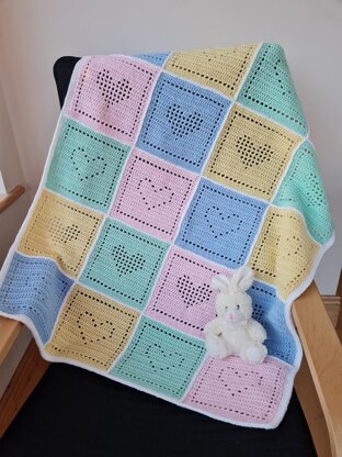 Patchwork Hearts Filet Blanket