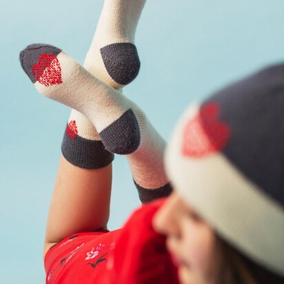 Mended Heart Hat and Socks Set