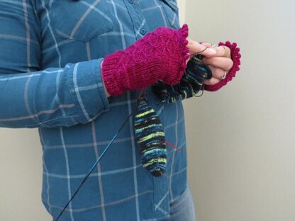 Quilted Spring Fingerless Mittens