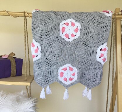 Granny Hexagon Baby Blanket N 360