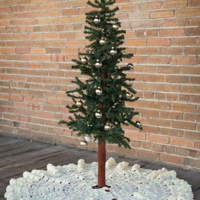 Beautifully Textured Christmas Tree Skirt