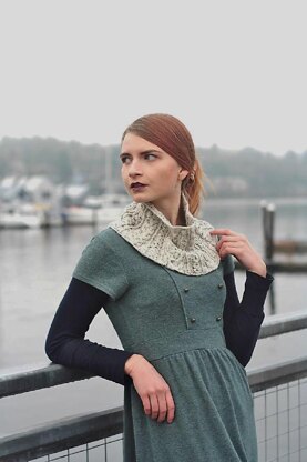 Cedarbury Small Cowl