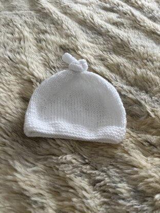 Tegan Baby Hat with Top Knot