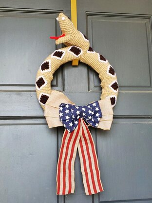 Rattlesnake Wreath