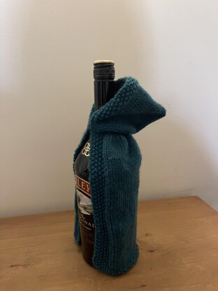 The Traitors Inspired Wine Bottle Cover Knitting Pattern