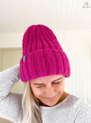 Jenna hat