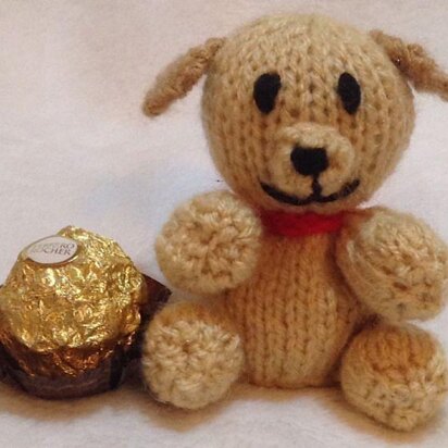 Puppy Dog Choc Ferrero Cover - knitting pattern