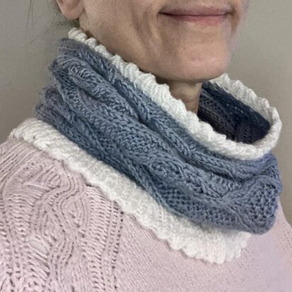 Cabled Country Comfort Cowl