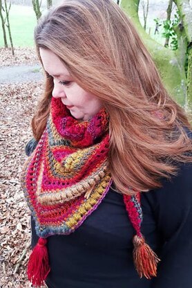 Minerva Triangle Wrap Shawl